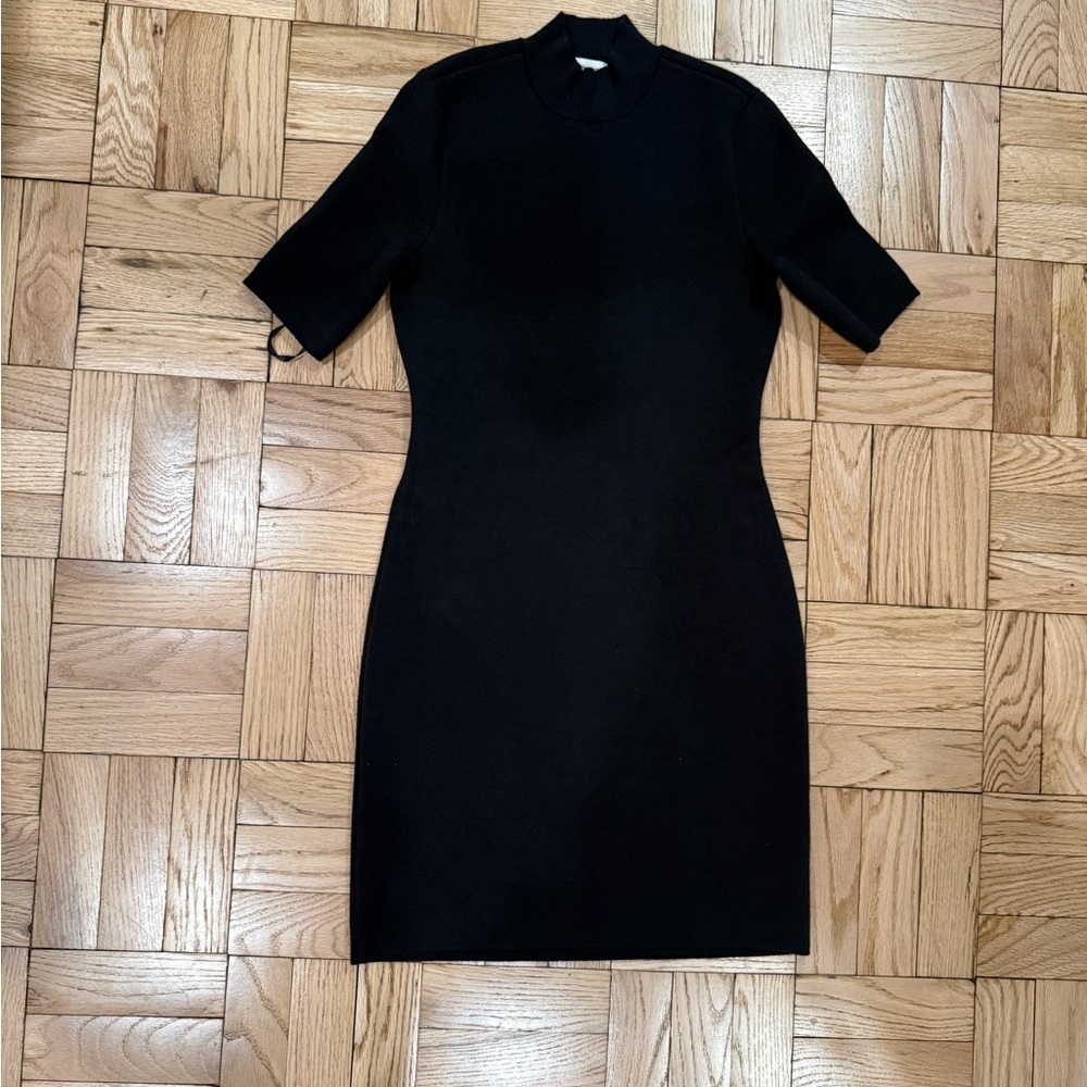 Abercrombie & Fitch Black Short Sleeve sweater Mini Dress - Picture 5 of 8